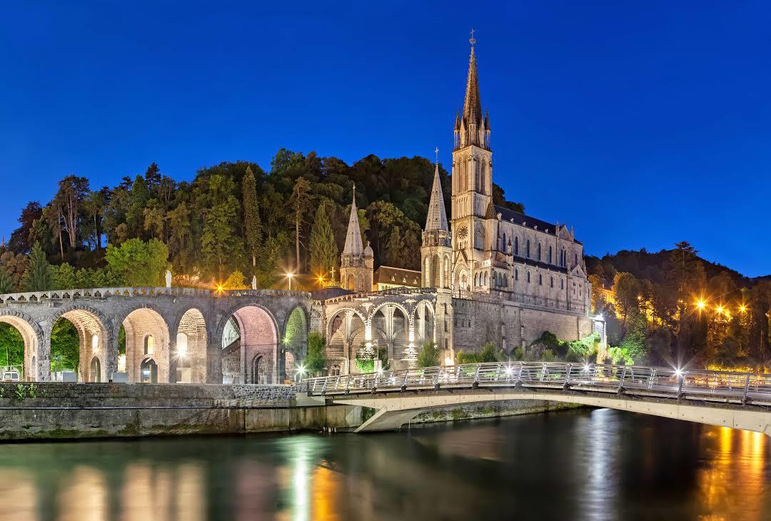 Marienerscheinungen und Wallfahrt in Lourdes