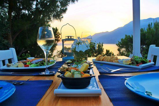 Mavilim Restaurant & Beach