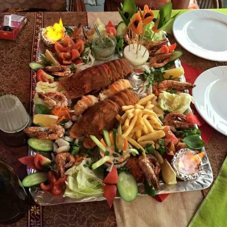 Cleo Restaurant Cafe Bar