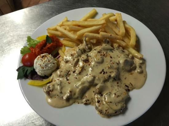 Speed Pizzeria and Grill house