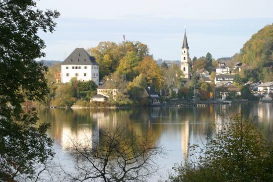 Schloss Mattsee