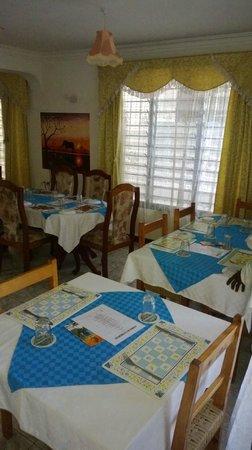 Punda Milia Paradise Bar and Restaurant