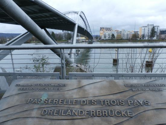 Dreilaenderbrucke