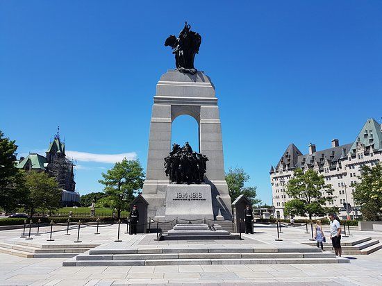 Grab des Unbekannten Soldatens