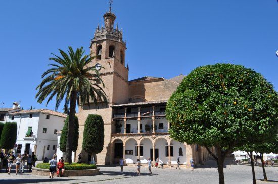 Kirche Colegiata de Santa María la Mayor