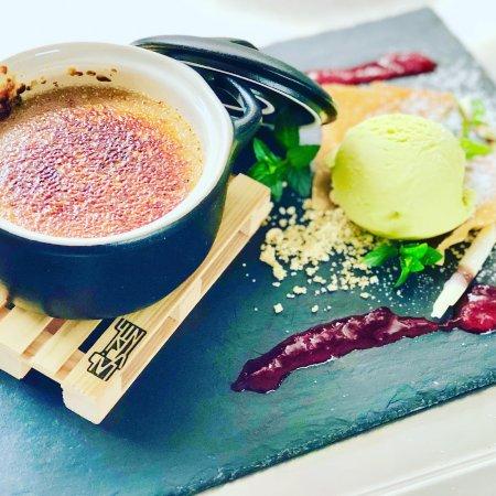 Enothek Am See by Maximilian Kölbl