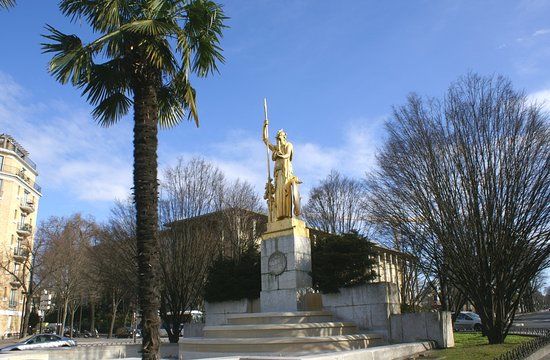 Fontaine de la Porte Dorée