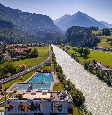 Schwimmbad Meiringen