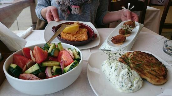 El Mar Greek & Mediterranean Restaurant