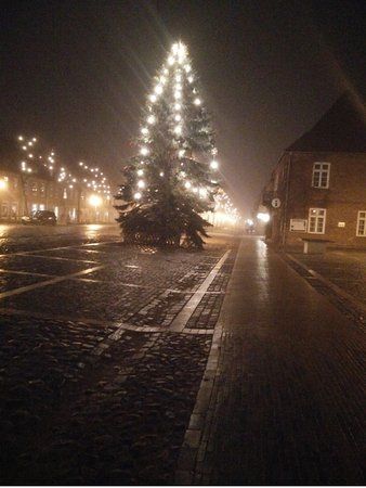 Entlang der Schloßstraße