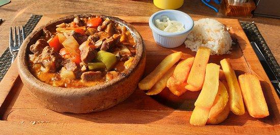 Bistro 2000 Restaurant & Sports Bar