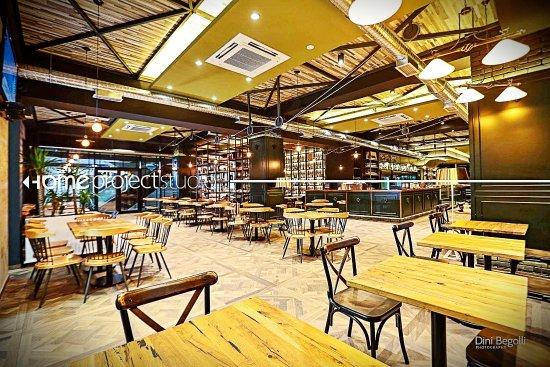 The Coffee House Peja