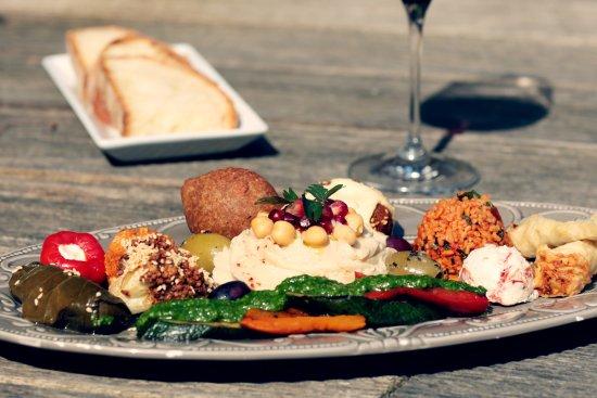 VarieTee Teehaus & Restaurant