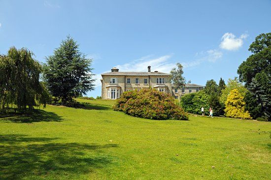 Leonardslee Lakes and Gardens