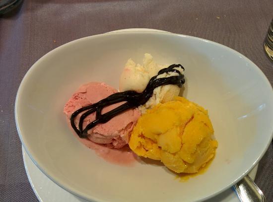 Claridge Hotel Restaurant