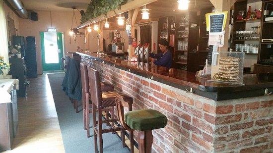 Komm' Pro-Bier's Das Lokal