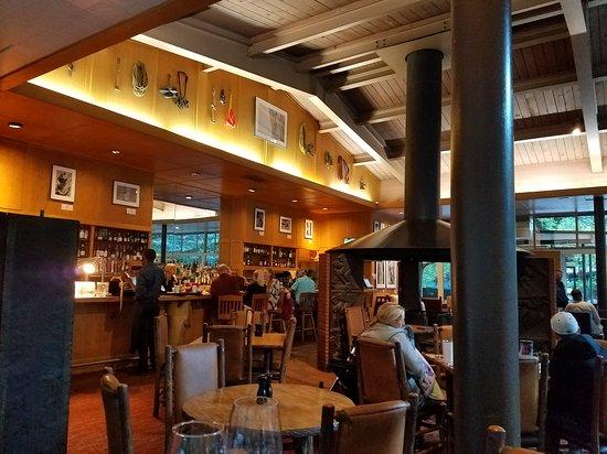 The Mountain Room Lounge