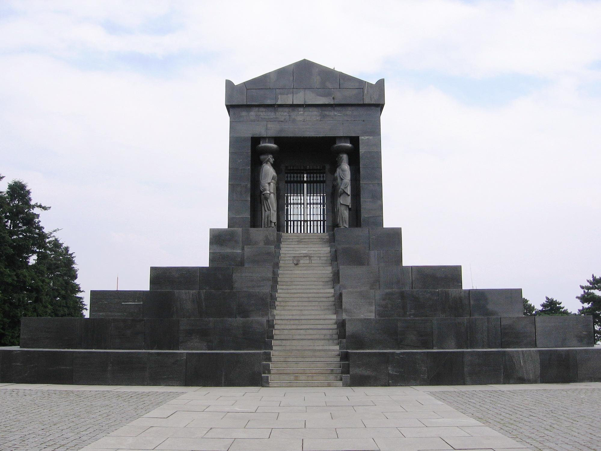 Denkmal des Unbekannten Soldaten auf dem Avala