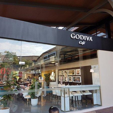 Godiva Cafe