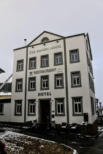 Hotel und Restaurant "Zur Ewigen Lampe"
