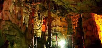 Sfentoni Tropfsteinhöhle