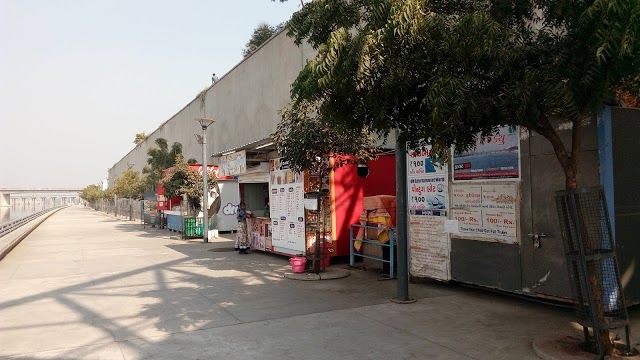 Riverfront Flower Park