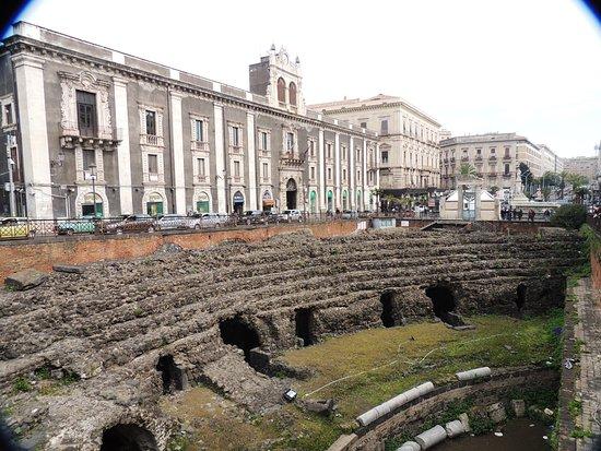 Römisches Amphitheater von Catania