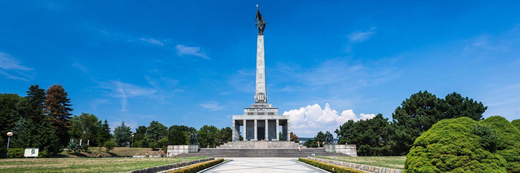 Kriegerdenkmal Slavin