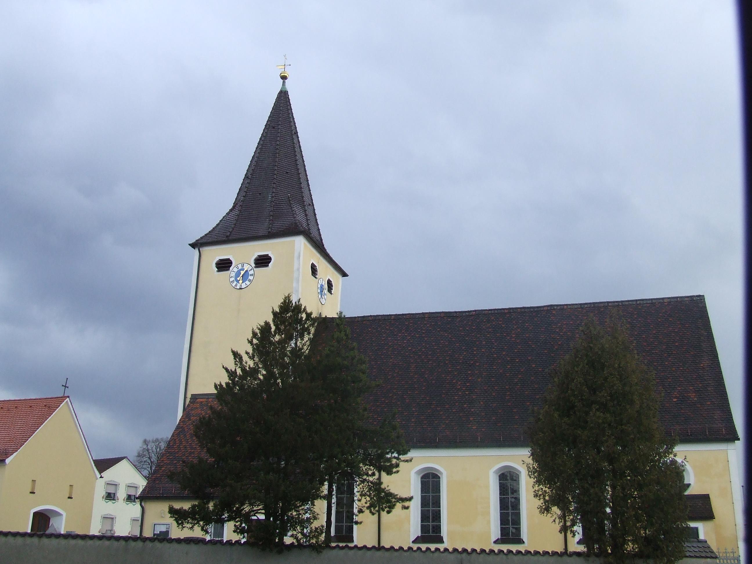 Katholische Pfarrkirche St. Peter und Paul