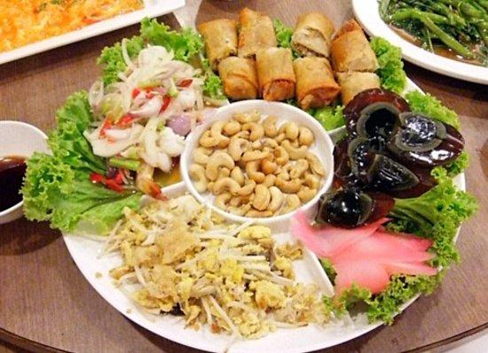 Somboon Seafood Restaurant Rachada