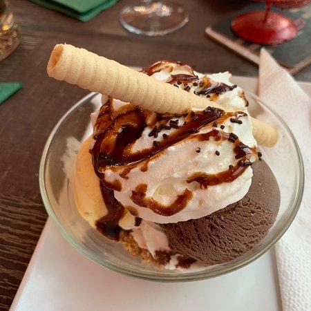 The Red Cow Restaurant & Sports Lounge