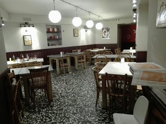 Hamburgueseria Fray Juan Casco Antiguo