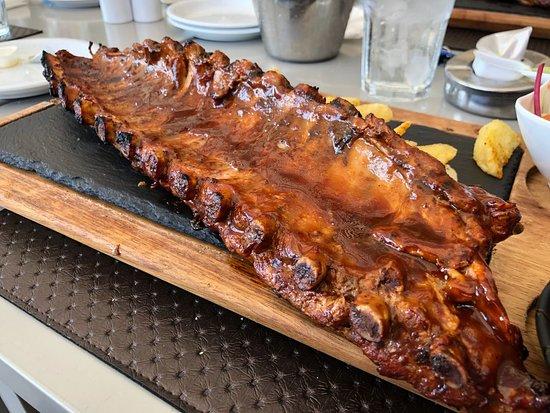 Frankie's Bar and Grill