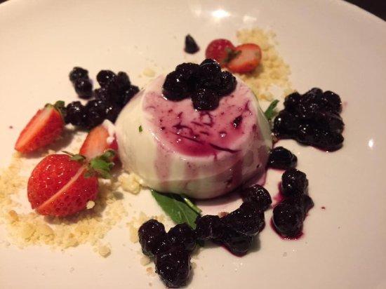 Arbre Bar and Pantry