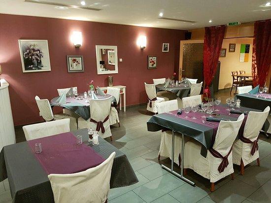 L'Hotel De Ville Des Verrieres