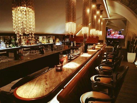 Soliman's Bar im Elefant