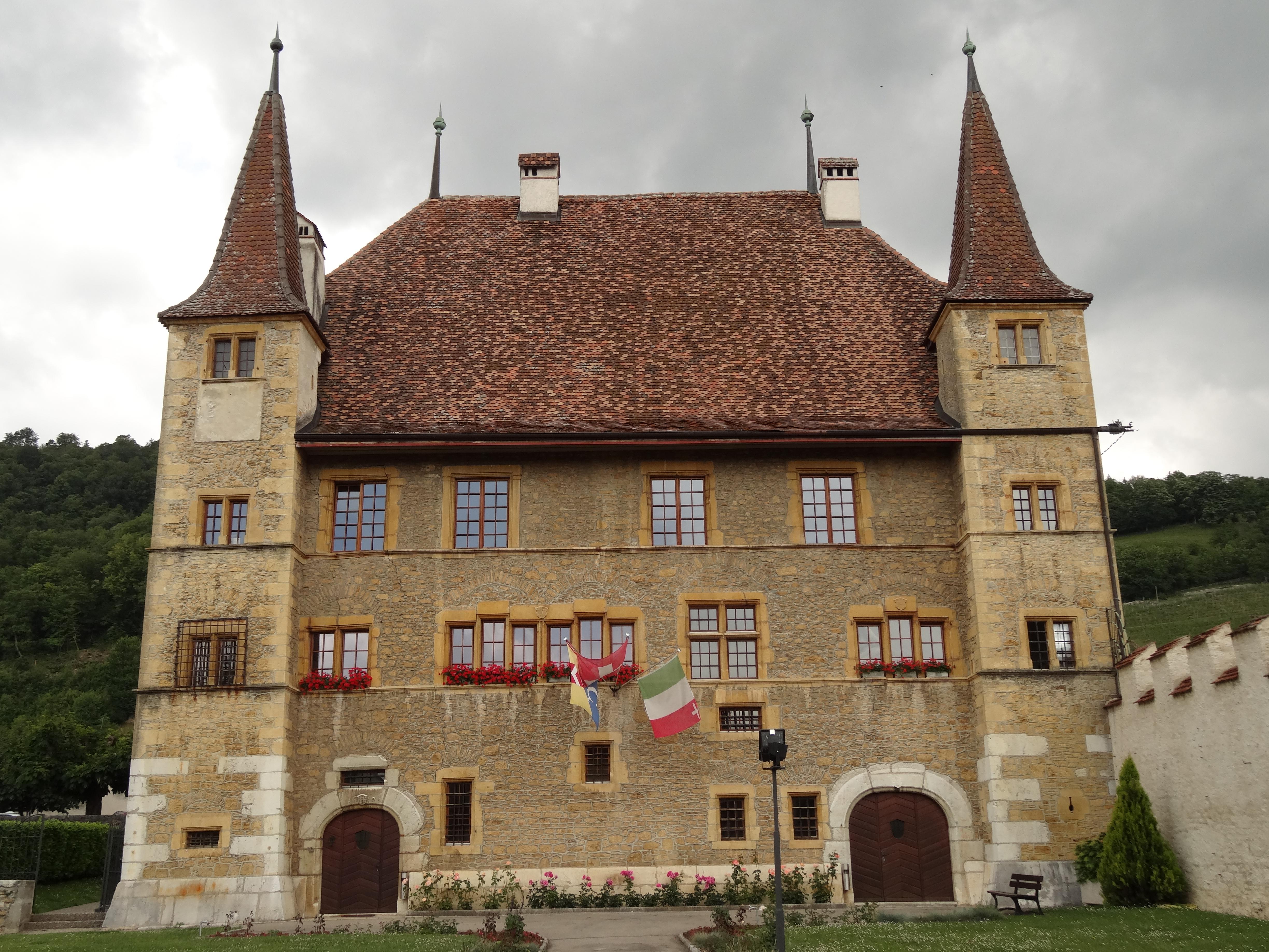 Chateau de Cressier