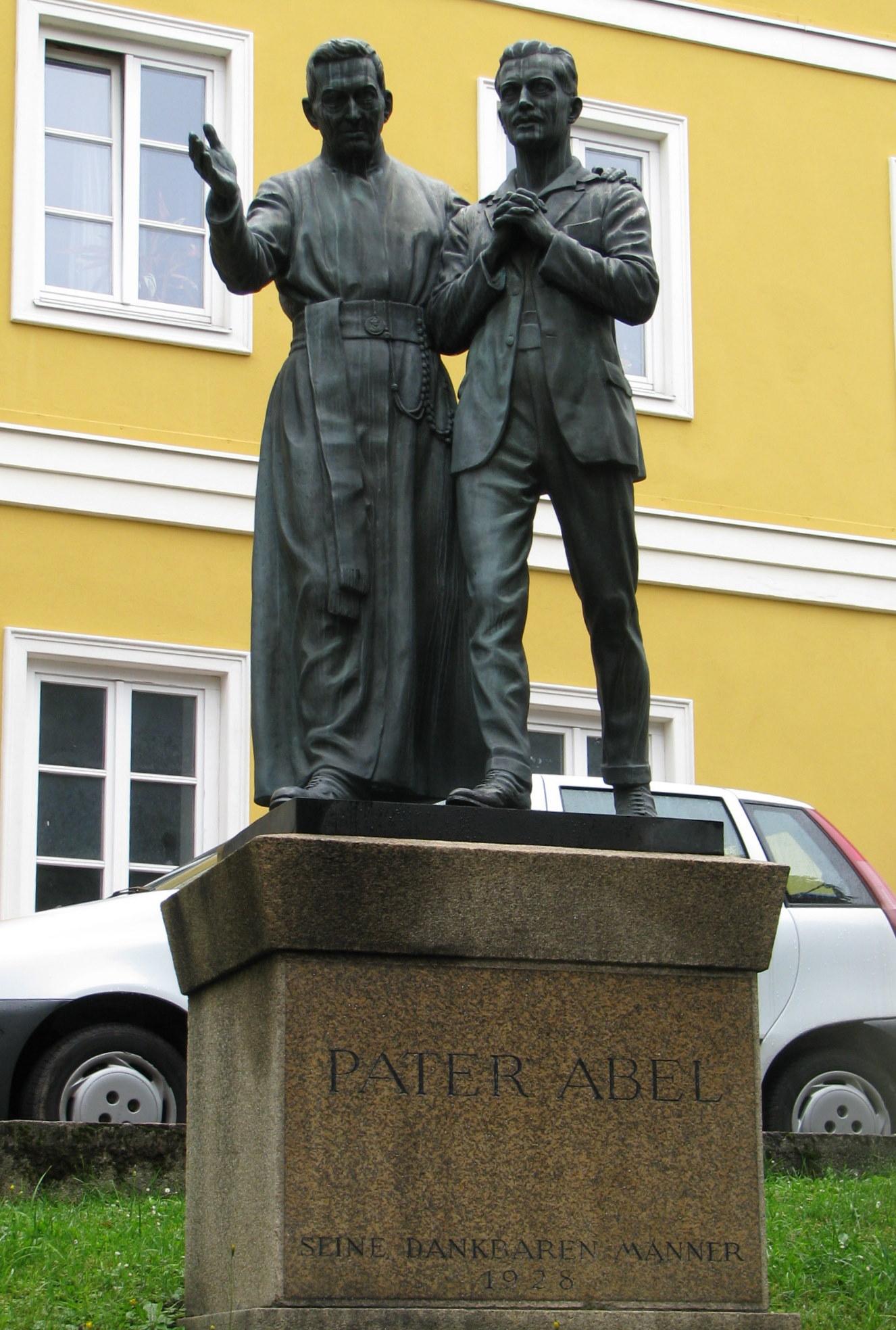 Pater Heinrich Abel-Denkmal