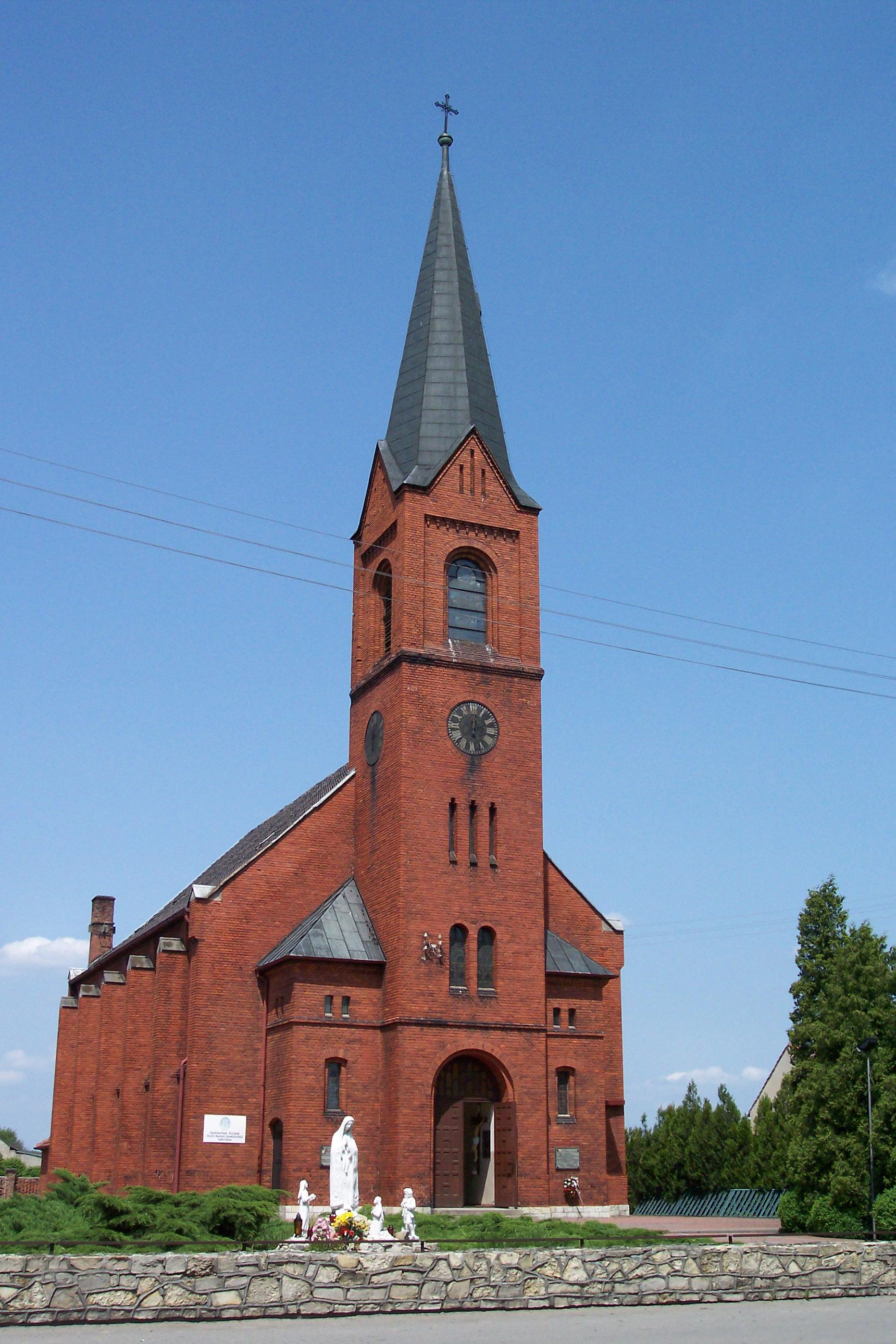 Parafia Matki Boskiej Czestochowskiej i sw. Wojciecha w Grodzcu