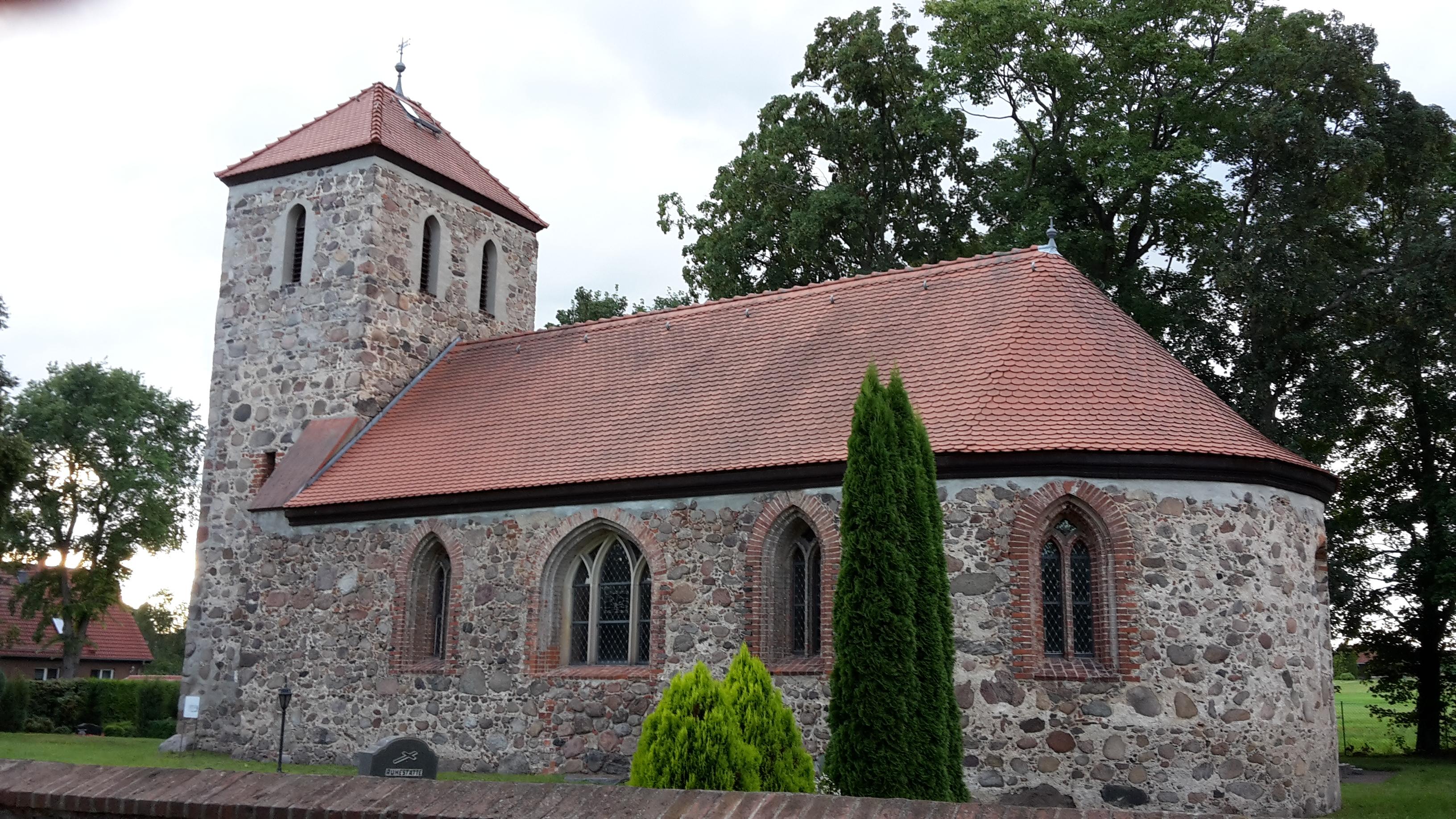 Dorfkirche Wilkendorf