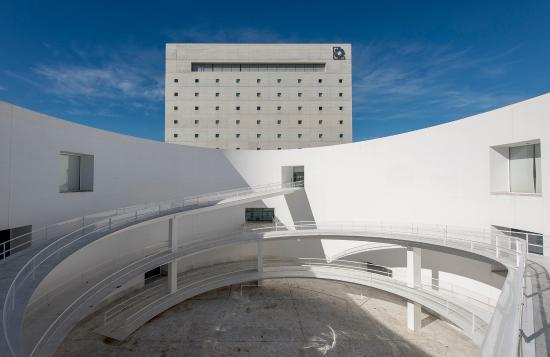 Caja Granada-Kulturzentrum