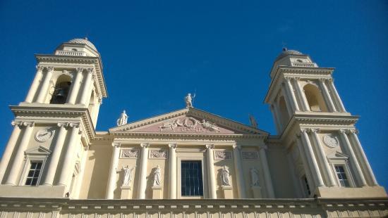 Basilika San Maurizio