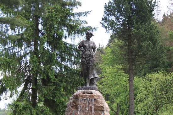 Zabytkowy Park Przygod i Pomnik Zrodel Wisly