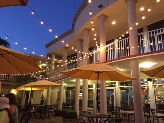 Feola's Italian Ristorante & Lounge