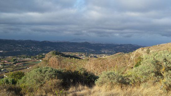 Mirador Natural de la Cruz y El Montanon