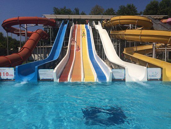 Sultans Aquacity Aquapark