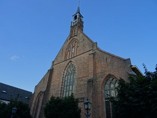 Kleine / Onze-Lieve-Vrouwekerk