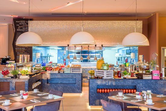 Central One Restaurant