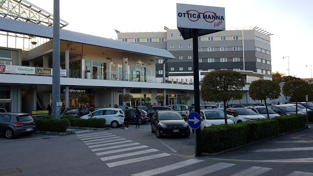 Centro Commerciale Cargopier