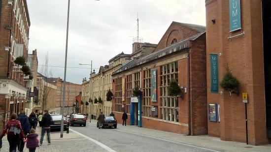 Northampton Museum und Kunstgallery